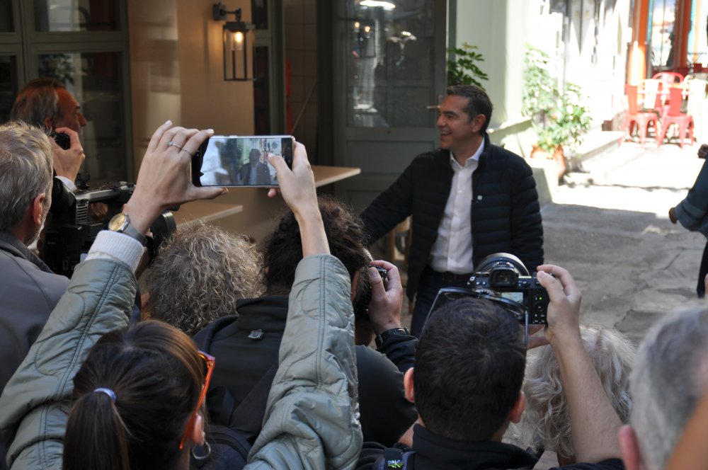 Η επίσκεψη του Αλέξη Τσίπρα στον Βόλο | Δίπλα στη νέα γενιά και στην τοπική κοινωνία (φωτο)
