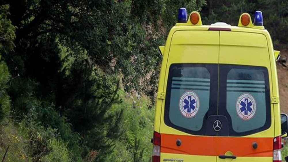 Μυτιλήνη: Νεκρός 48χρονος οδηγός δικύκλου σε σύγκρουση με τουριστικό βαν