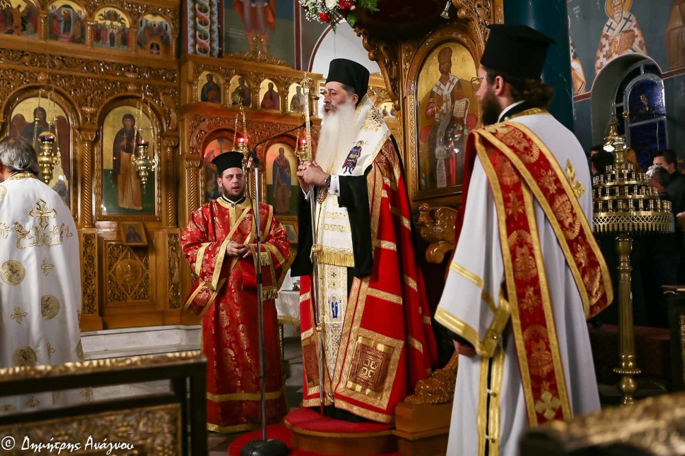 Η μαρτυρική Σπερχειάδα τιμά τον Μεγαλομάρτυρα Δημήτριο (φωτο)