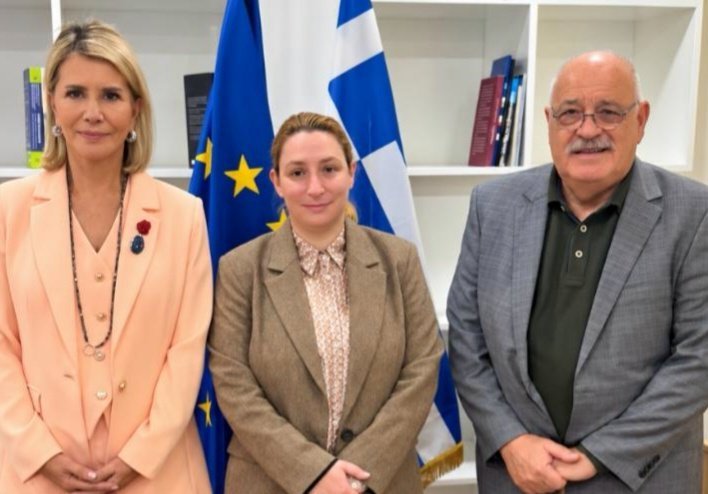 Ζ.Μακρή: Παραχώρηση του αιγιαλού στον Δ. Σκοπέλου από την ΓΓ Δημόσιας Περιουσίας