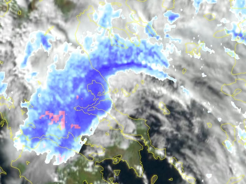 Σε ύφεση τα φαινόμενα στη Σκιάθο με 131mm