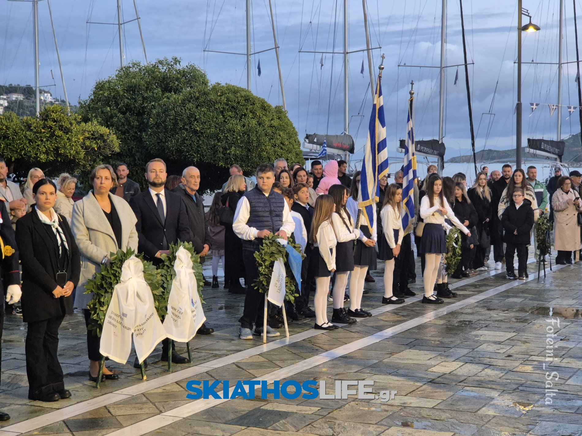 ΣΚΙΑΘΟΣ: Σε πανηγυρικό κλίμα ο εορτασμός της Εθνικής Επετείου του «ΟΧΙ» παρά την κακοκαιρία (video&photo)